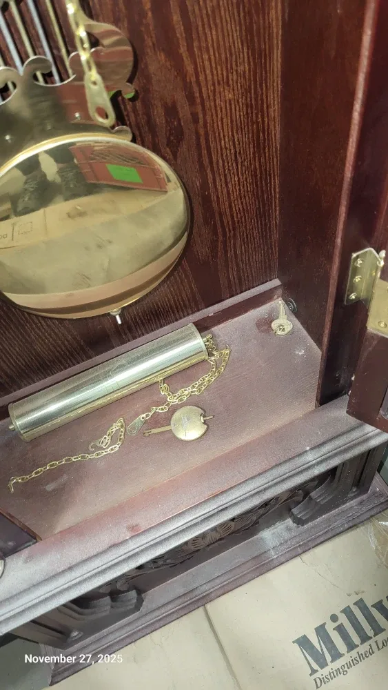 Grandfather Clock - Beautiful Statement Piece image indicator(2)