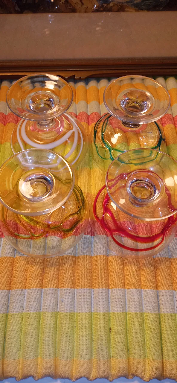 Set of 4 Decorative vintage Glass Dessert Cups image indicator(6)