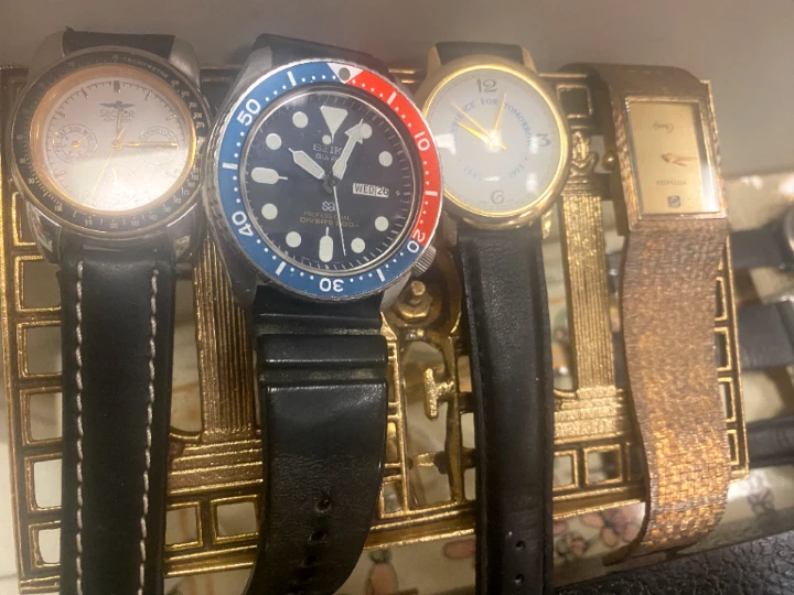 Vintage Watches - photo 2