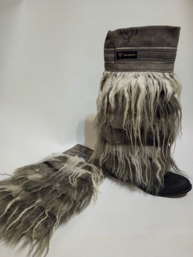 Vintage Fur Boot Cover image indicator(2)