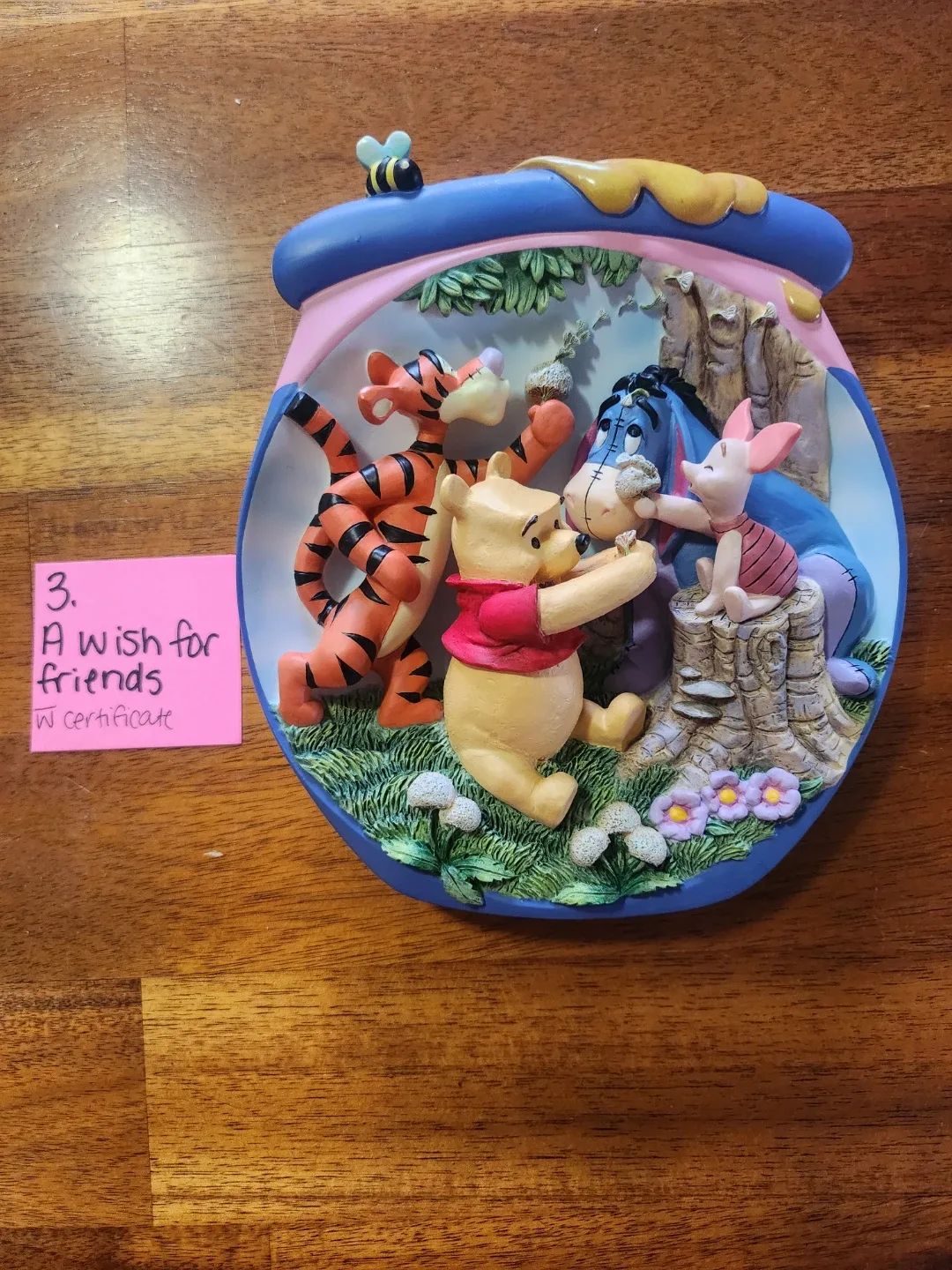 Winnie the Pooh & Friends Porcelain Wall Decor image indicator(3)