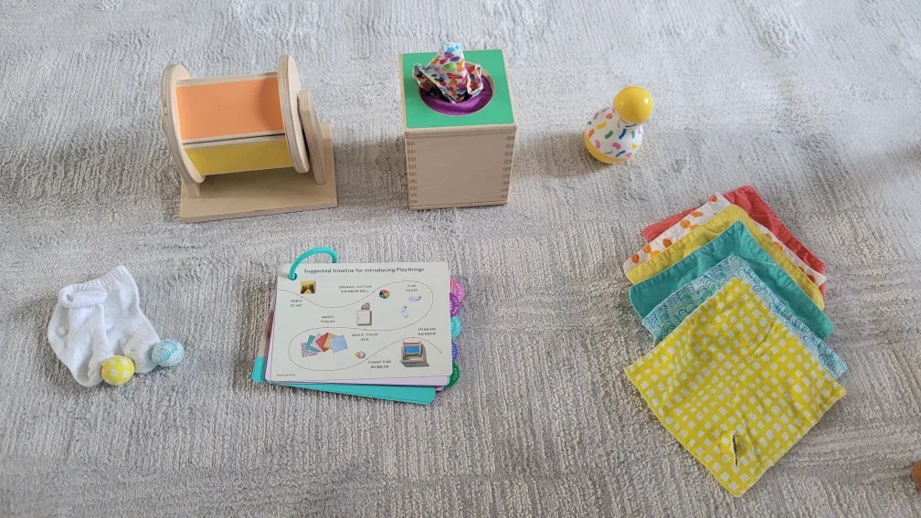 Lovevery The Senser Play Kit (5-6 Months) image indicator(3)