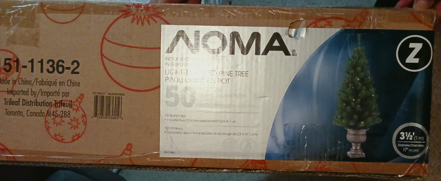 NOMA Lighted Potted Pine Tree - New in Box!🥕 thumbnail