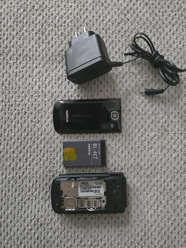 Nokia 3100b - photo 5