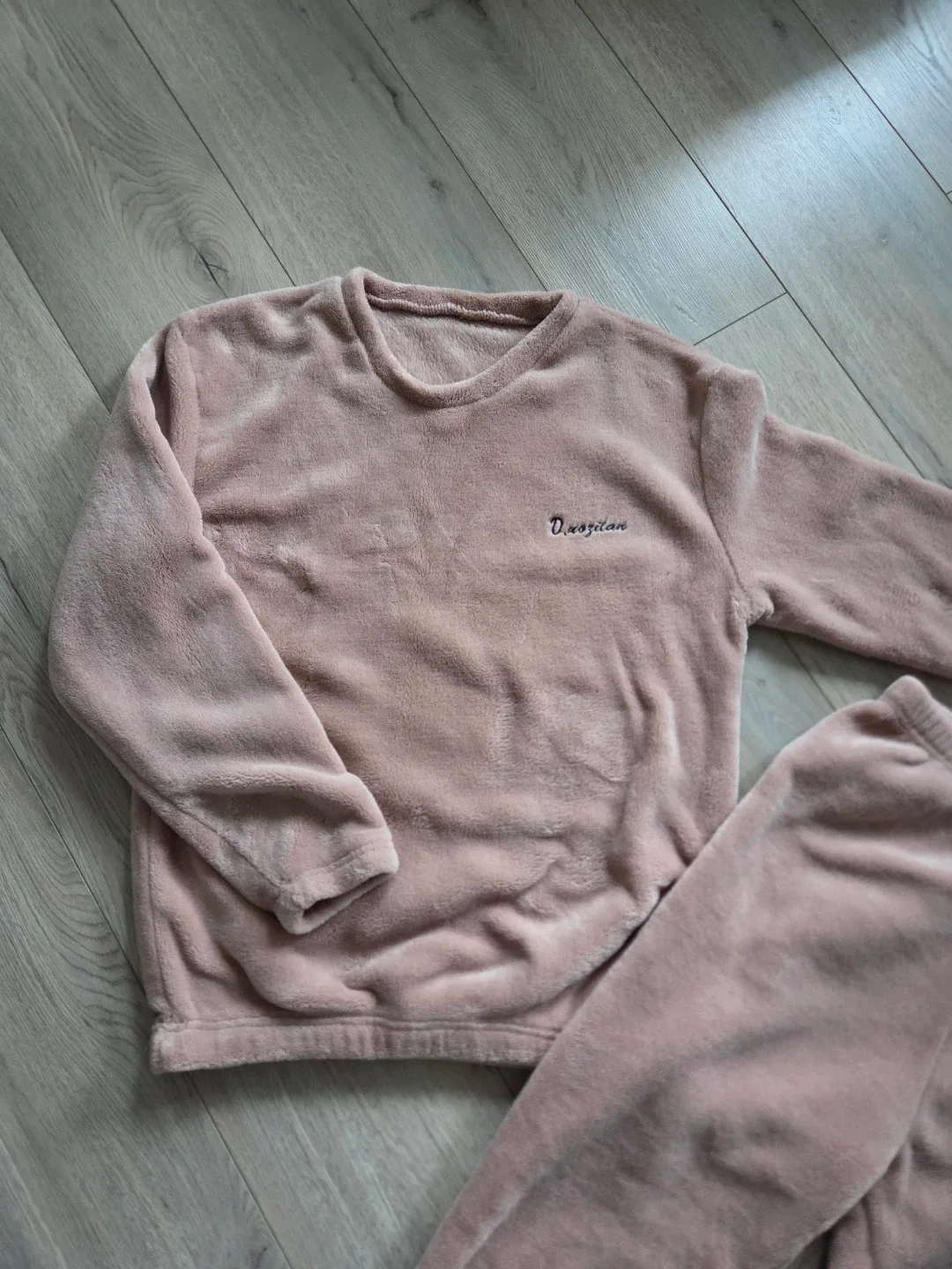 Cozy Pink Loungewear Set image indicator(2)