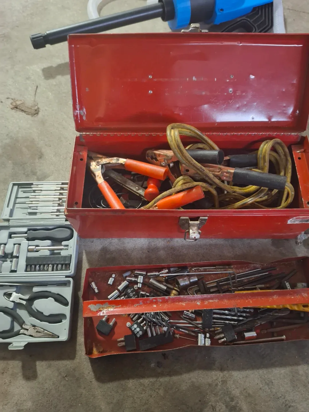 Toolbox with Assorted Tools image indicator(2)