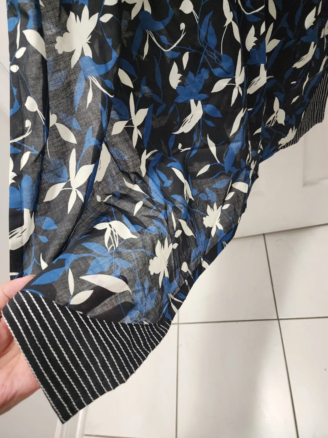 New J.PRET Black Floral Tunic Top and dupatta - XXL image indicator(6)