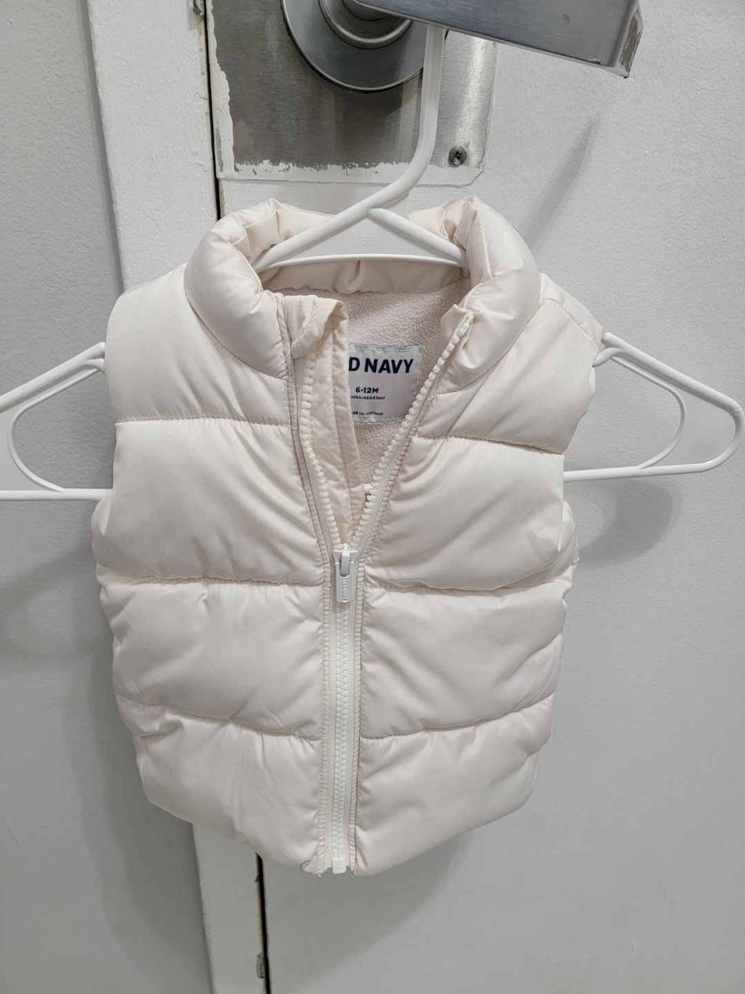 Old Navy Puffer Vest - 6-12M