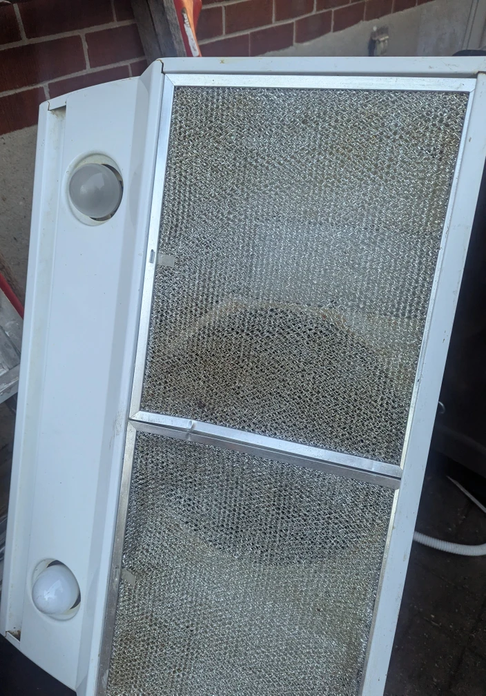 White Range Hood Fan