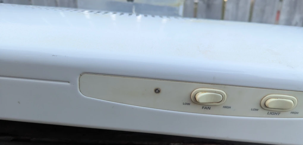 White Range Hood Fan - photo 5