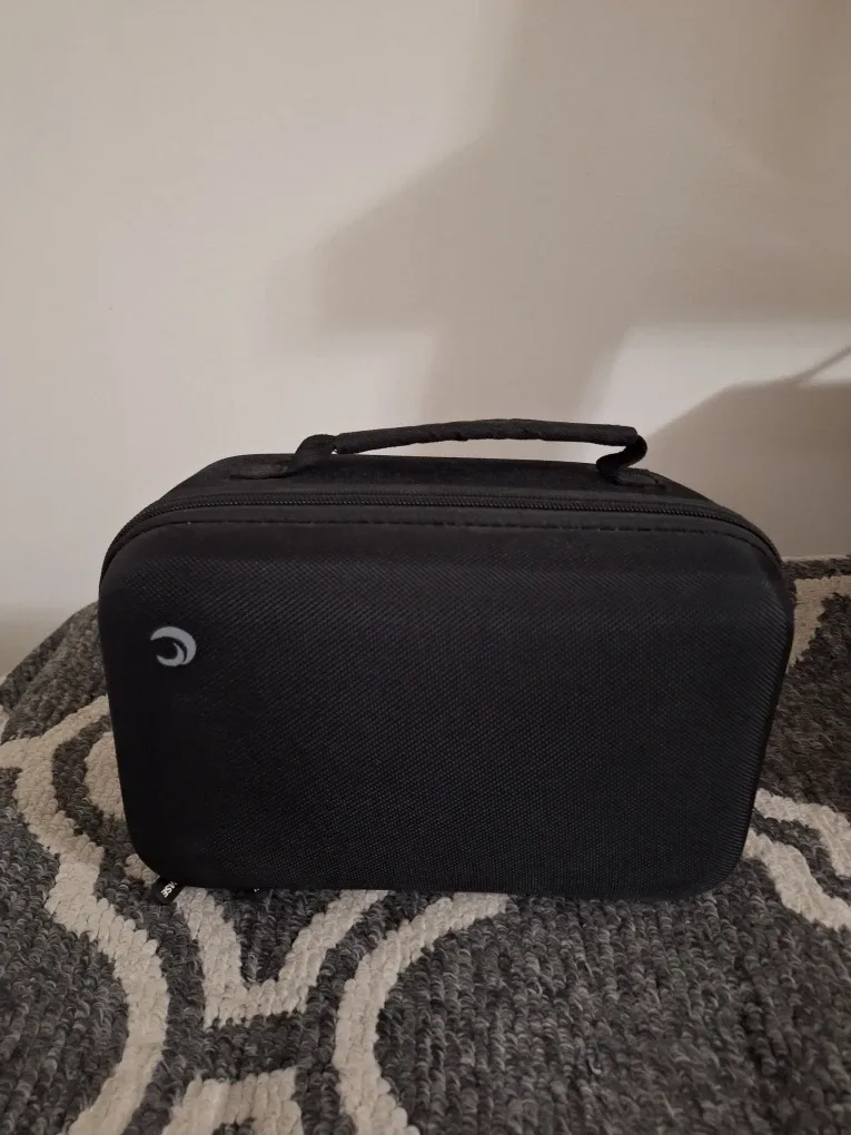 Blue Yeti USB Microphone with Case - Blue image indicator(4)