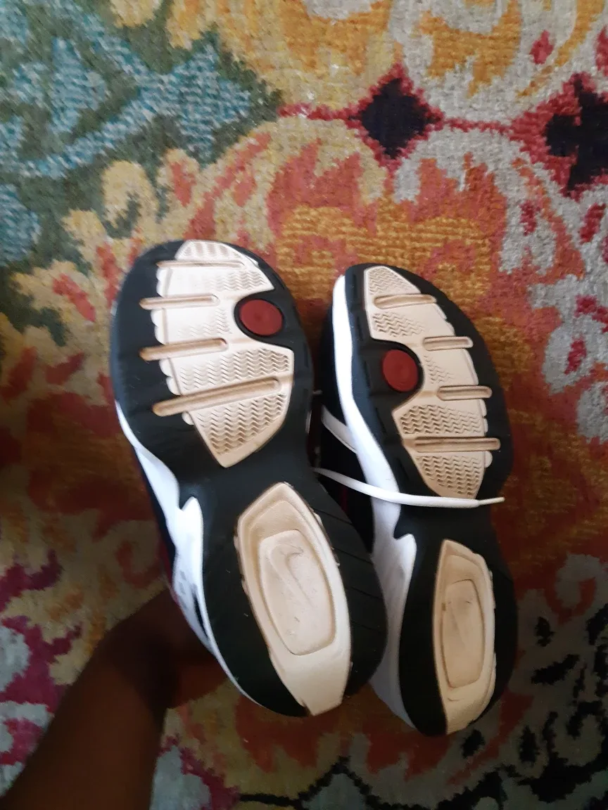 Nike Air Monarch IV - US 9.5 image indicator(3)