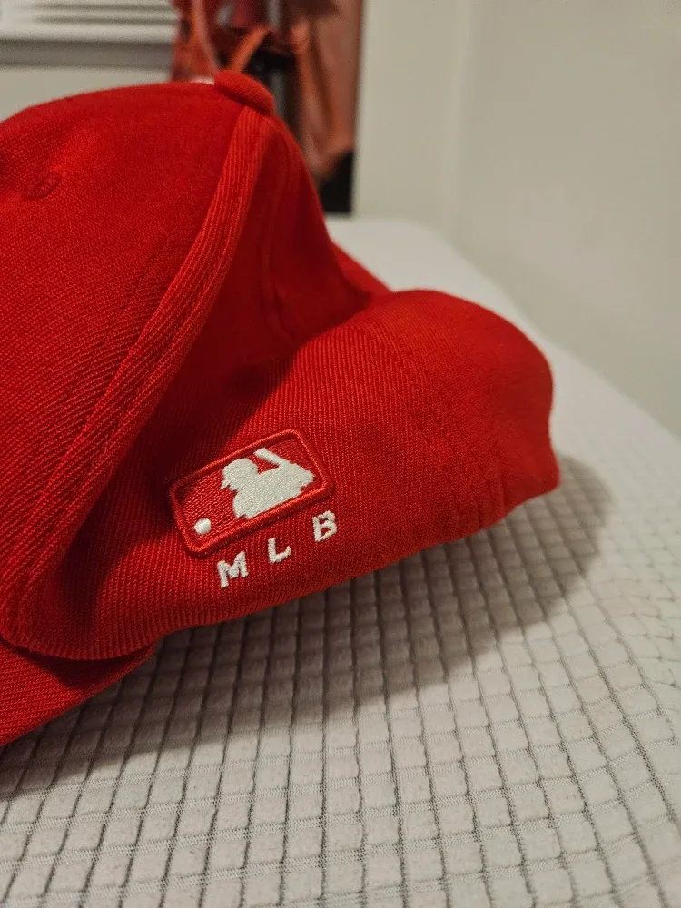 MLB New York Yankees Cap - Red image indicator(2)
