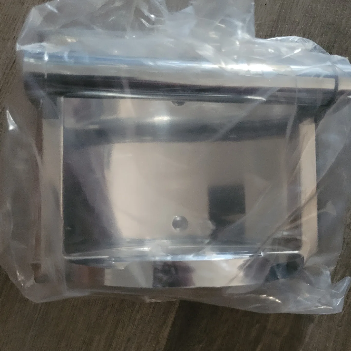 T.V. Wall mount plus more image indicator(5)