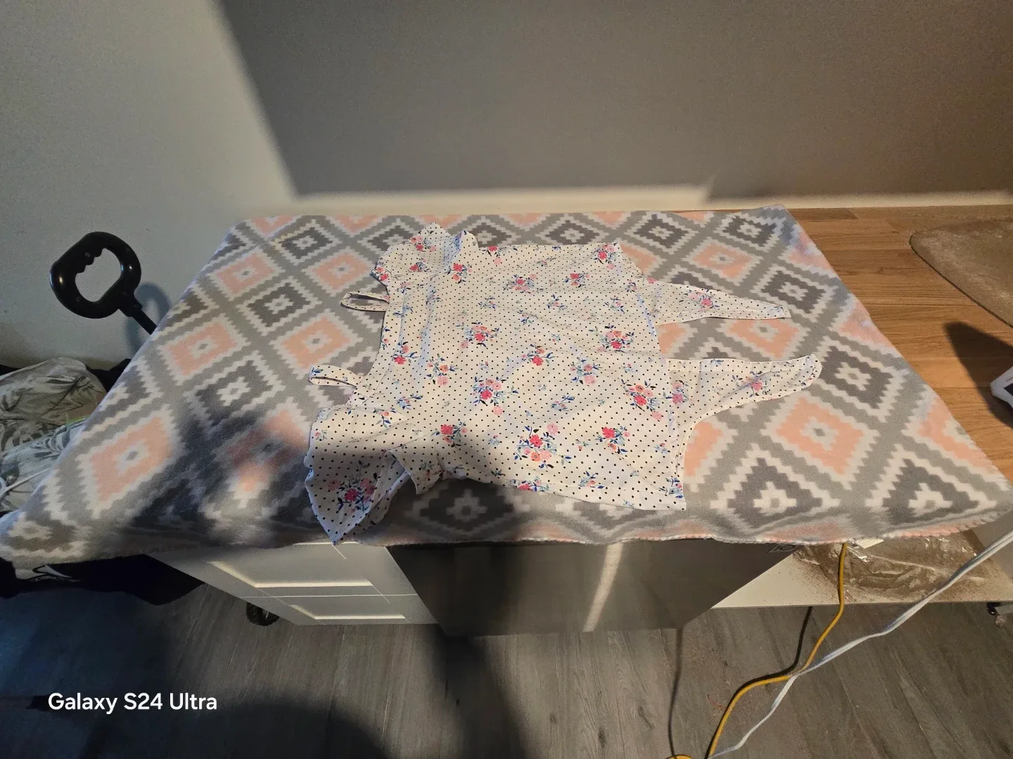 Max Girls Floral Dress, Size 13-14 YRS