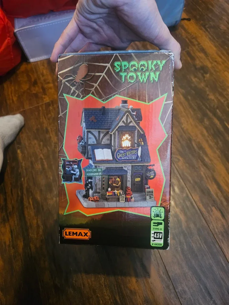 Lemax Spooky Town The Ghost Writer's Antique Bookstore Lighted image indicator(6)