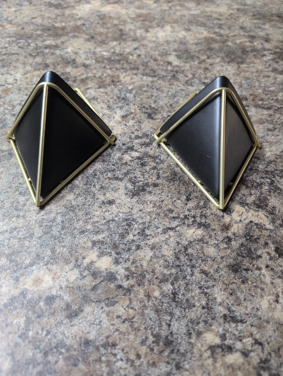 Set of 2 Black & Gold Wall Planters image indicator(3)