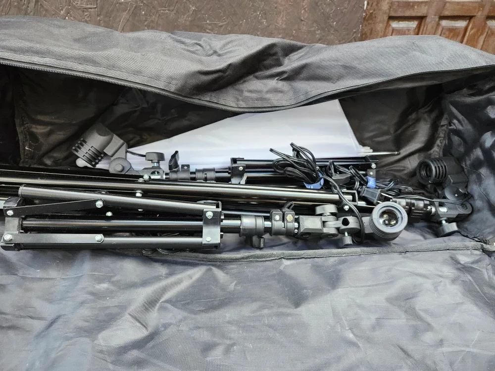 Cowboy Studio Photography Lighting Kit image indicator(9)