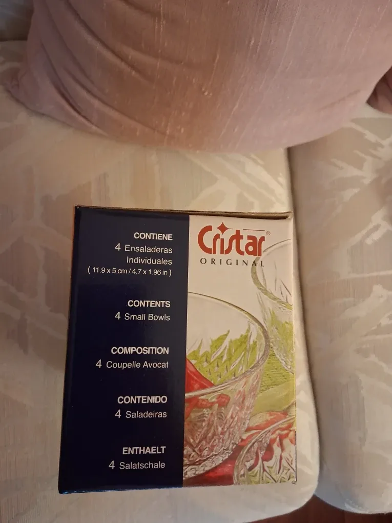 Brand new Cristar Original 4 small bowls set image indicator(2)