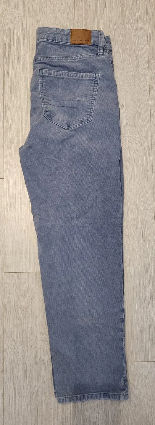 American Eagle Jeans image indicator(10)