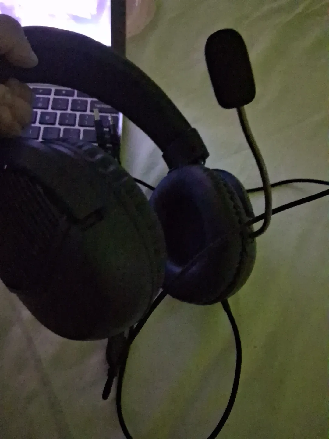 Gaming Headset image indicator(4)