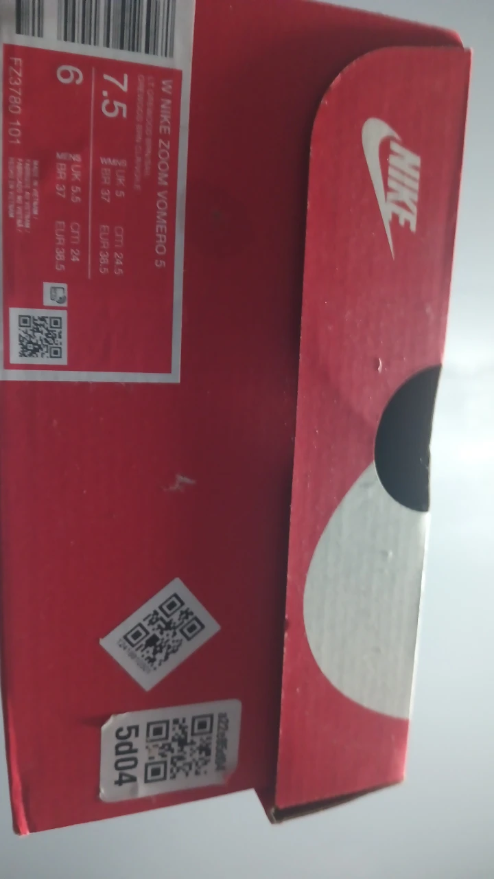 Nike Zoom Vomero 5 Size 7.5 - photo 2