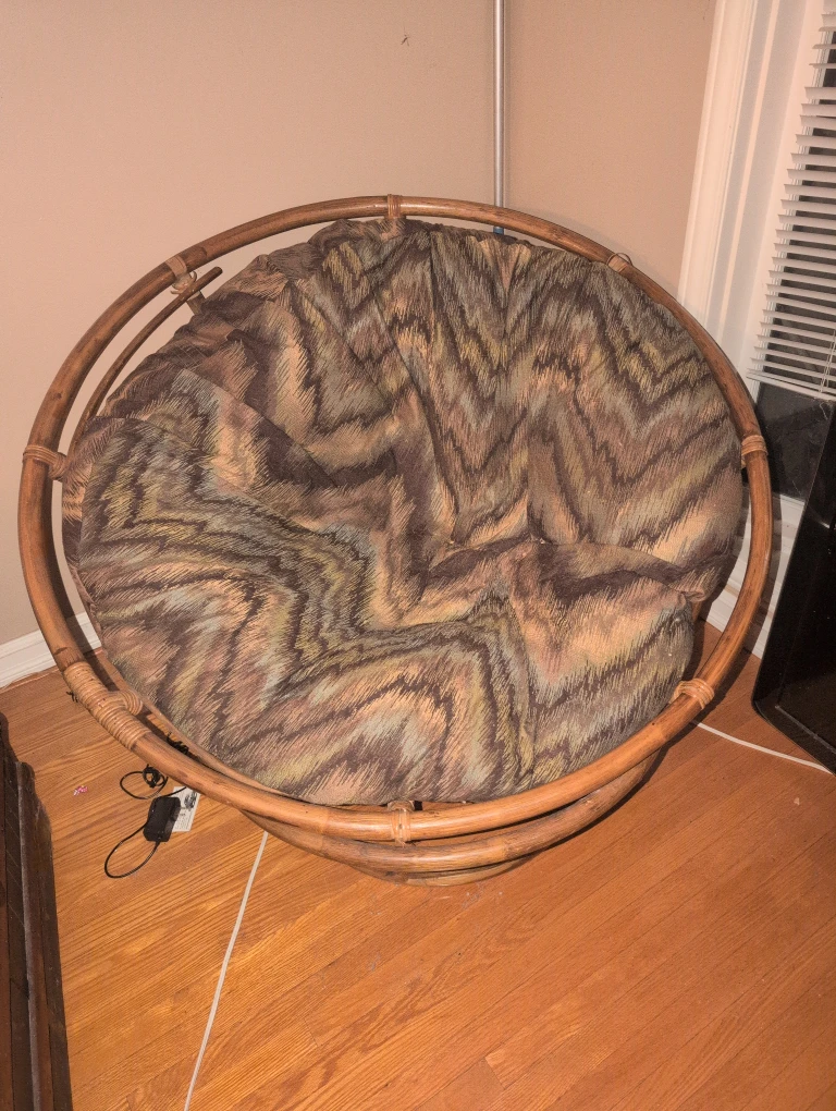 Papasan Chair with Cushion