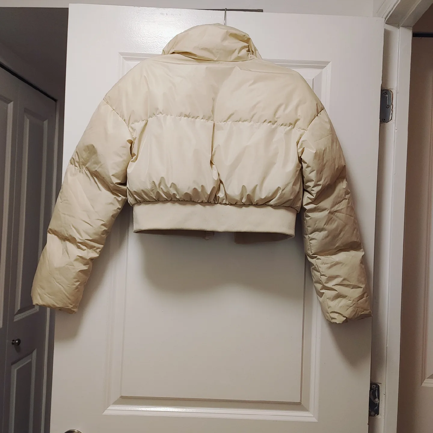 Women's  Puffer Jacket size small image indicator(8)