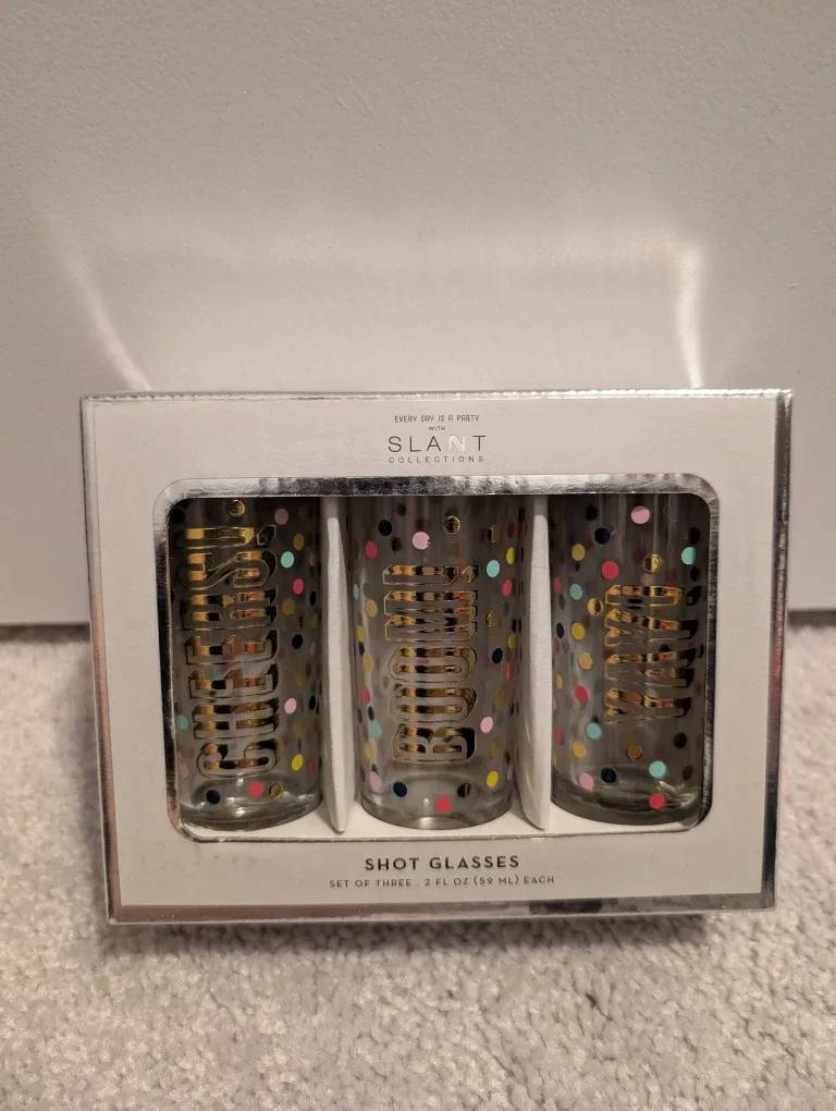 Brand new wine holders and shot glasses image indicator(4)