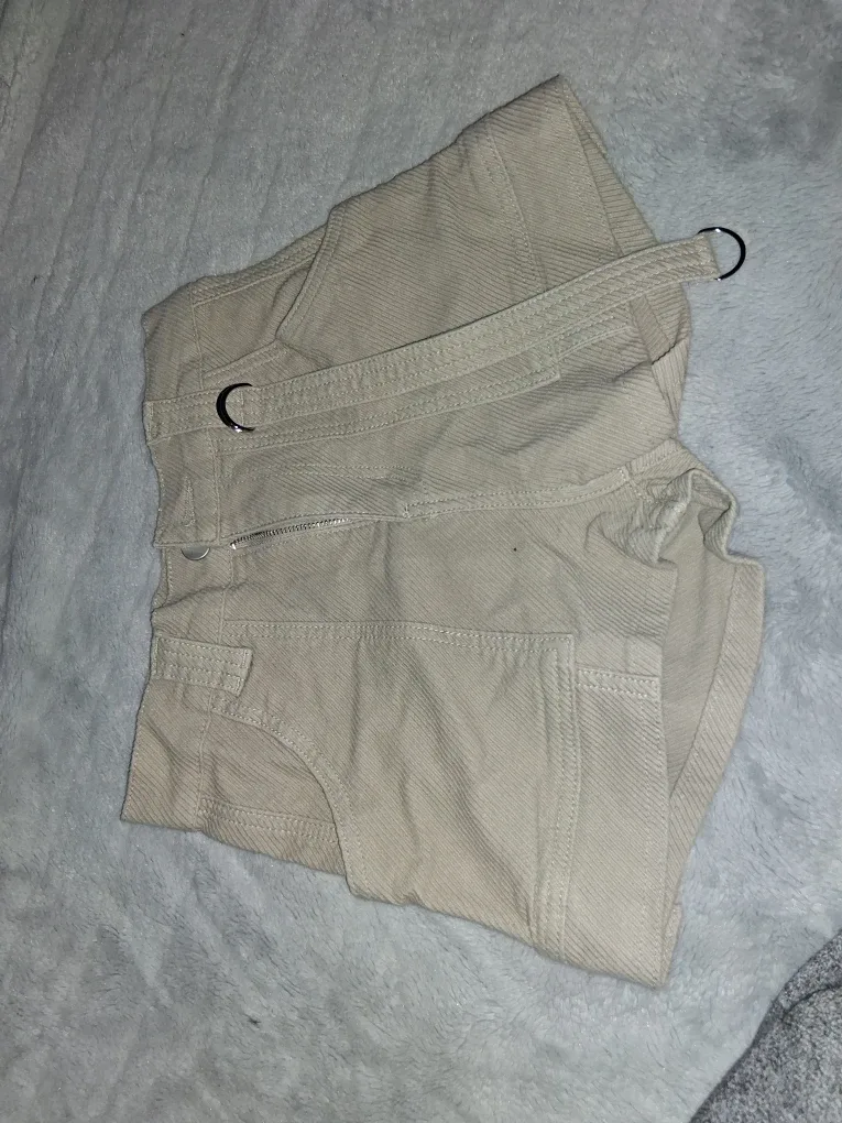 Beige Cargo Skirt image indicator(3)