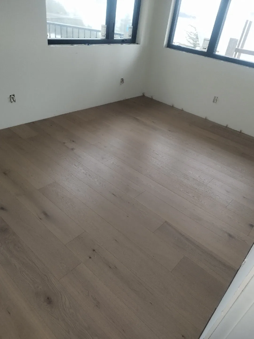 Hardwood Laminate Vinyl professional installation image indicator(6)