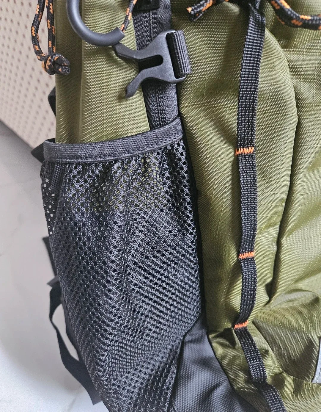 New Highland Outdoor Backpack - Green image indicator(8)