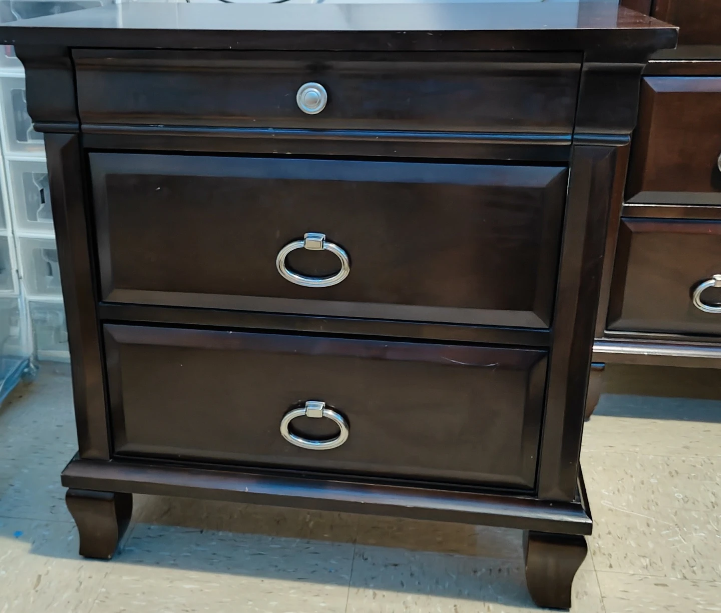 Dark Brown Wood Nightstand (cash only)