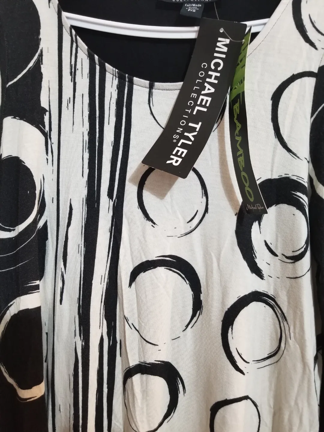 Michael Tyler Bamboo Collection Top - Size P/S image indicator(3)