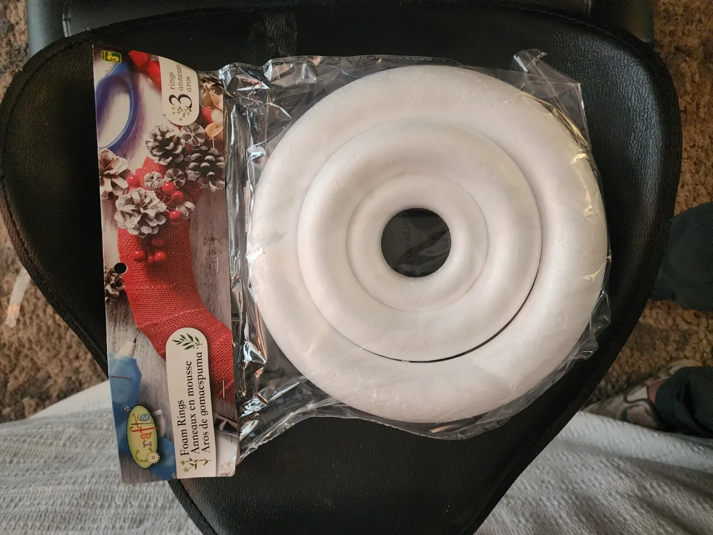 Holiday Decoration Mesh & Craft Supplies image indicator(3)