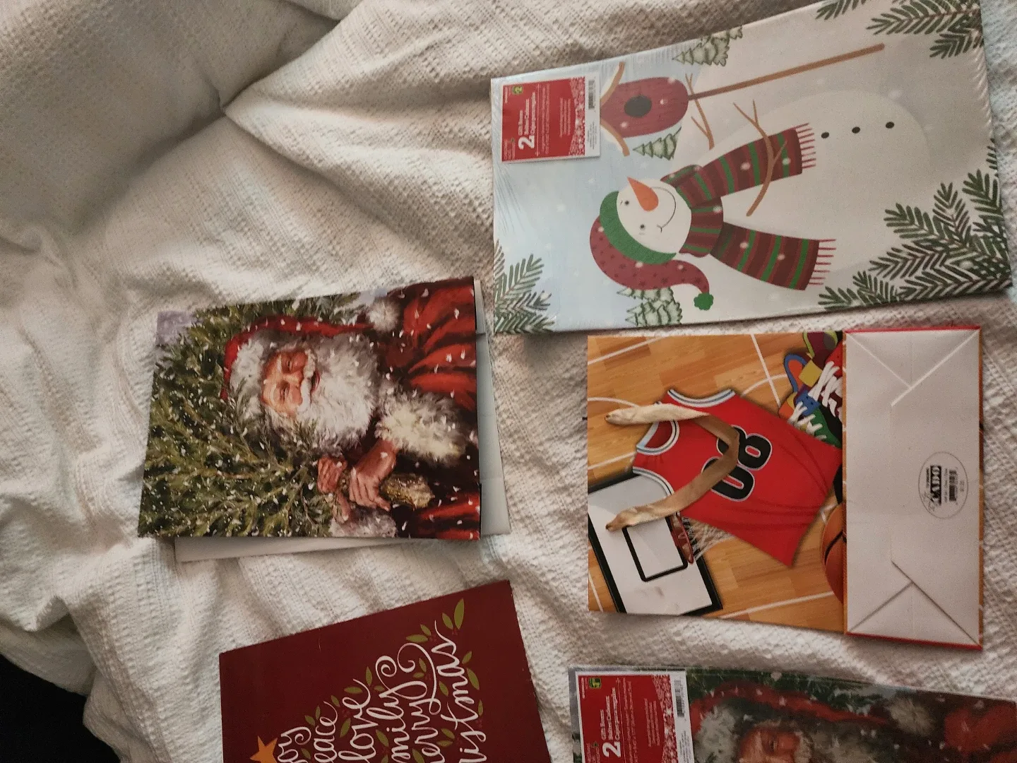 Holiday Decoration Mesh & Craft Supplies image indicator(10)