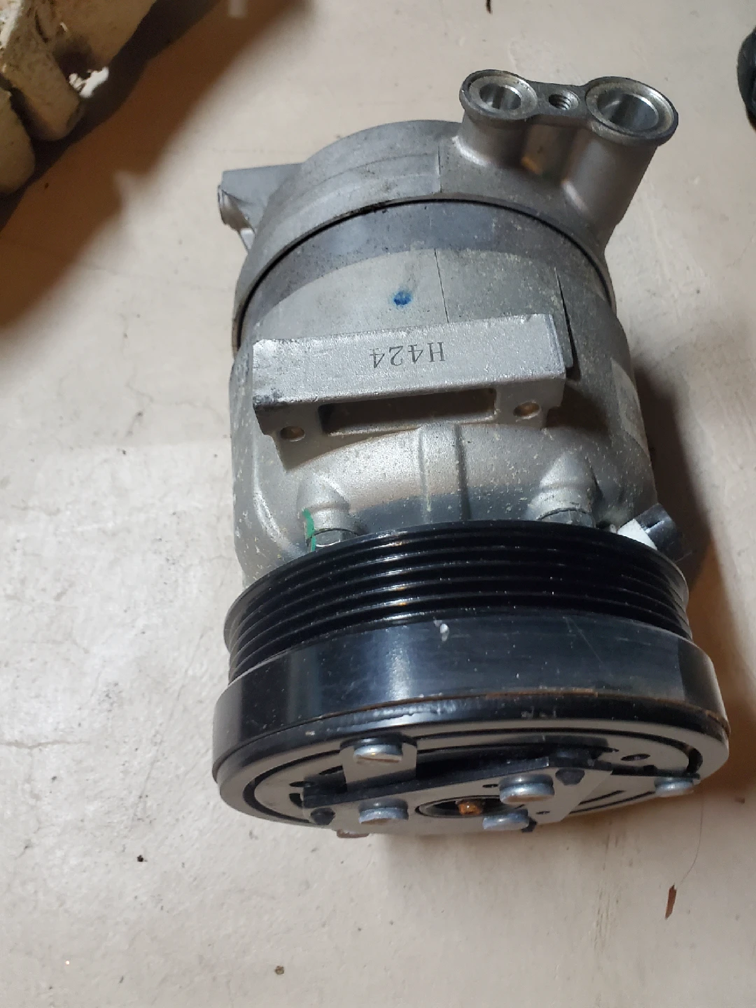 Pinnacle Automobile AC Compressor - photo 2