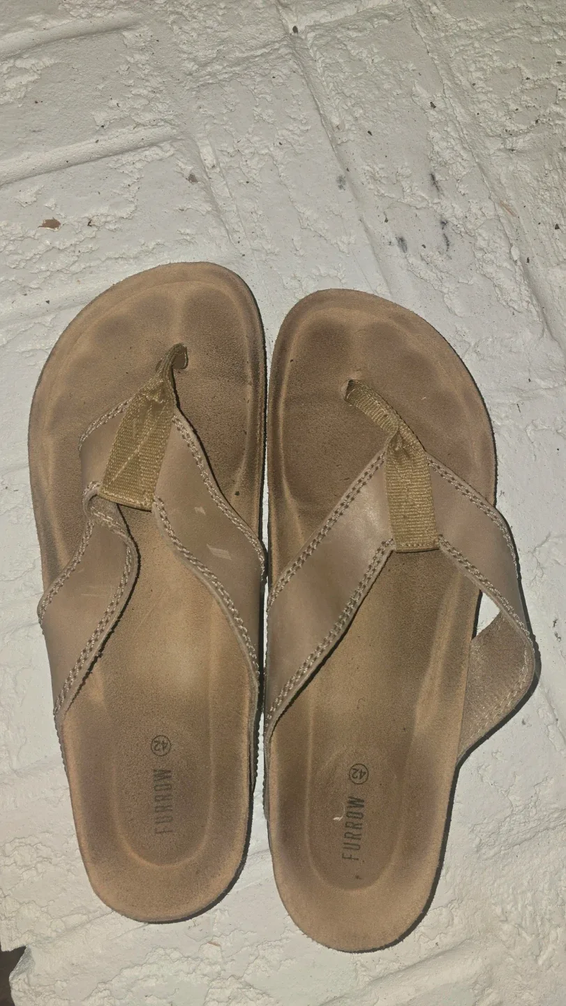 Furrow Thong Sandals - Size 42