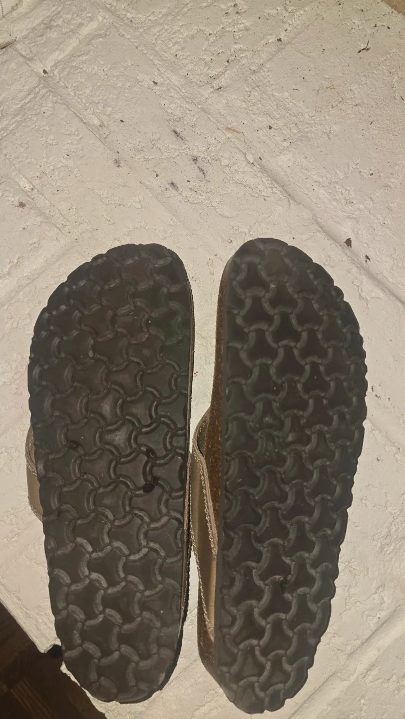 Furrow Thong Sandals - Size 42 image indicator(2)