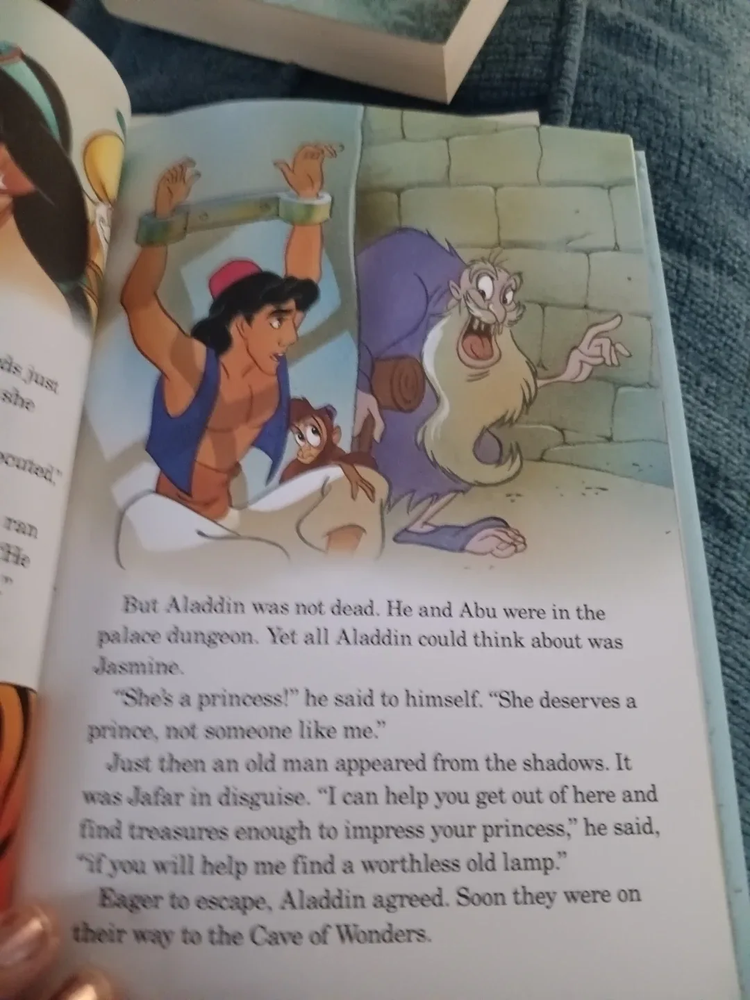 Disney's Aladdin Children's Book image indicator(2)