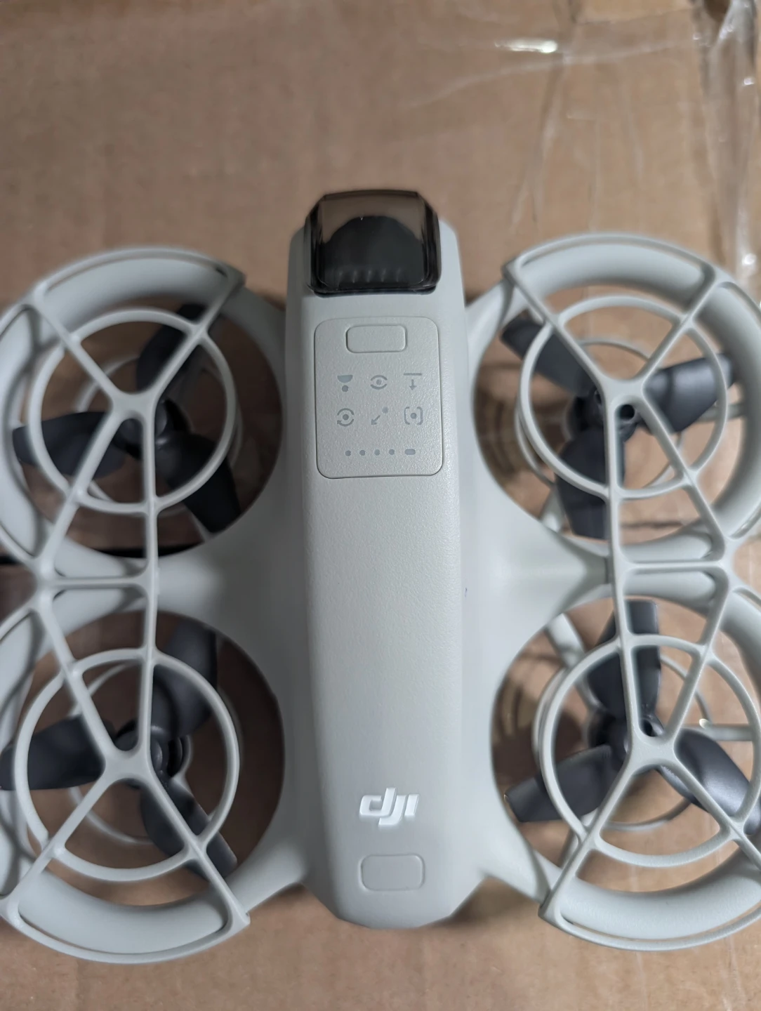 DJI NEO Drone - photo 2