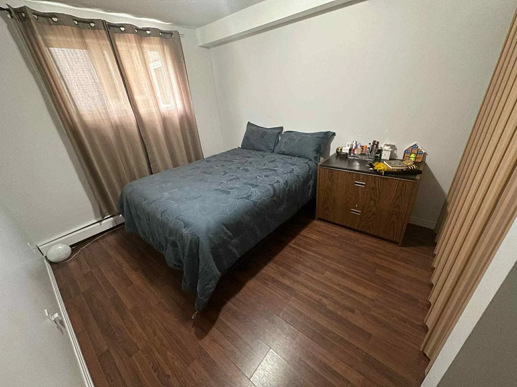 Appartement for rent in whyte Ave image indicator(2)