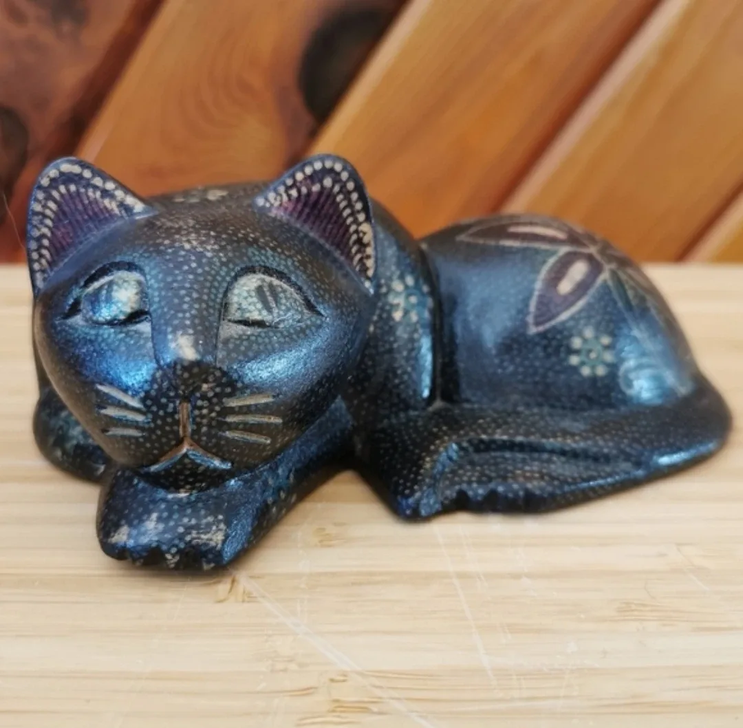 Handcarved Handpainted Wood Cat Decor image indicator(3)
