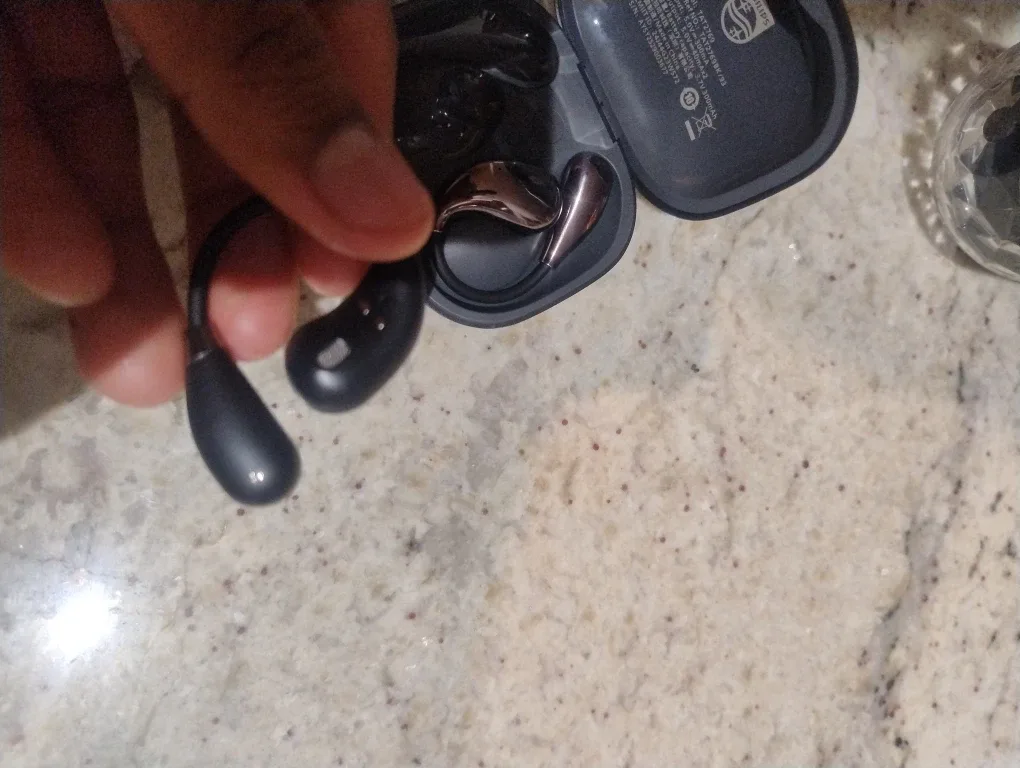 Philips TAT2769 Wireless Earbuds  New (open box) image indicator(6)