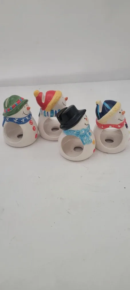 Set of 4 Snowman napking Holders image indicator(2)
