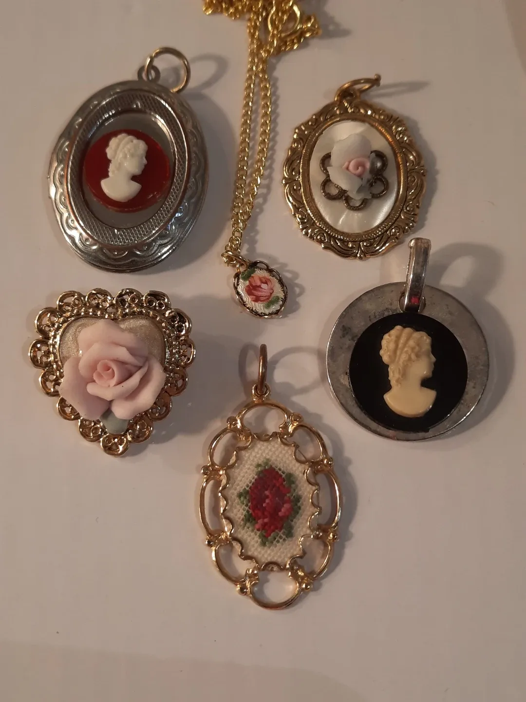 Vintage Cameo Pendants & Chain Lot image indicator(8)