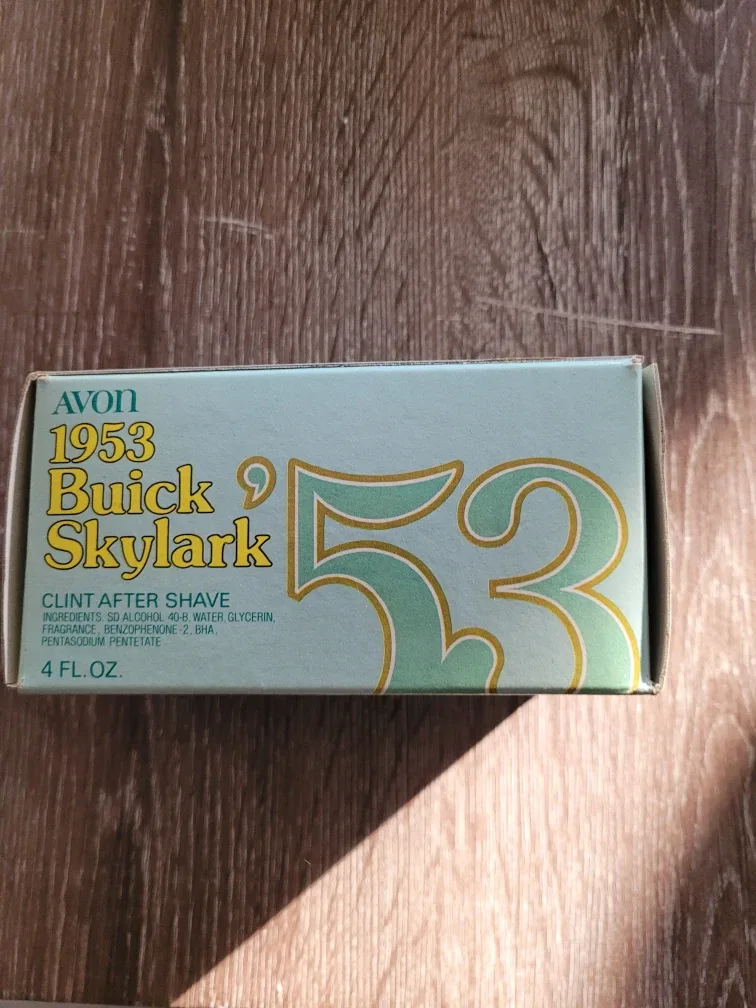 Avon 1953 Buick Skylark After Shave with Box image indicator(2)