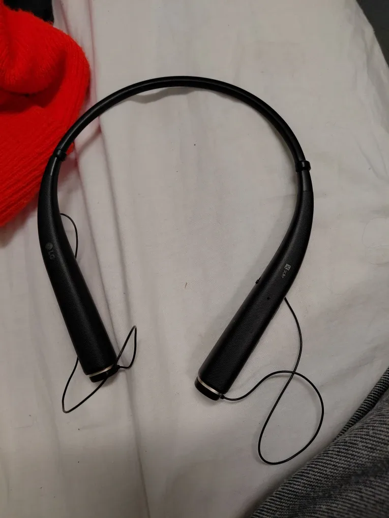 LG HBS-780 Tone Style Neckband Headphones