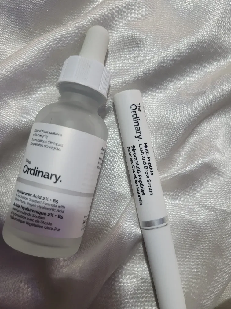 The Ordinary Hyaluronic Acid & Multi-Peptide Serum image indicator(2)