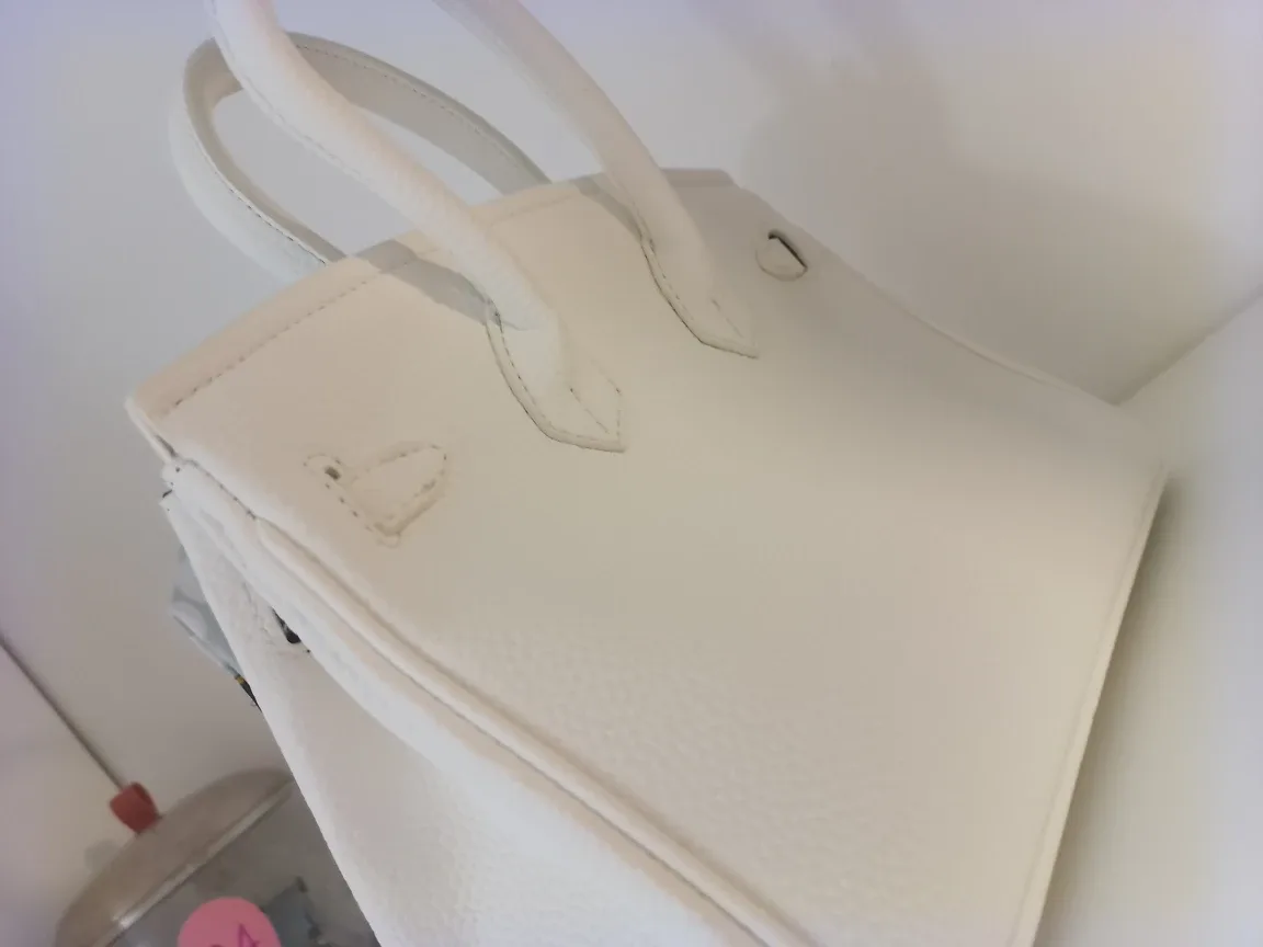White fake leather Handbag image indicator(3)